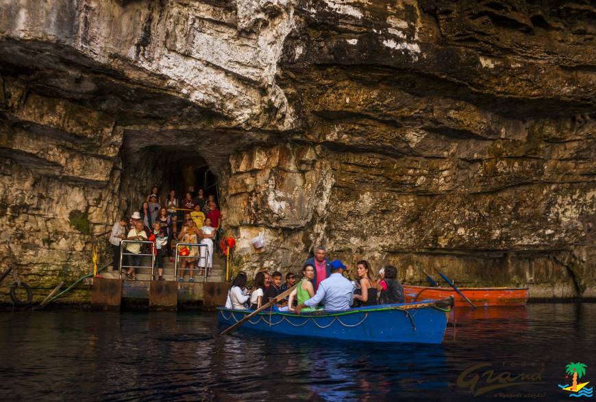 Melissani-barlang