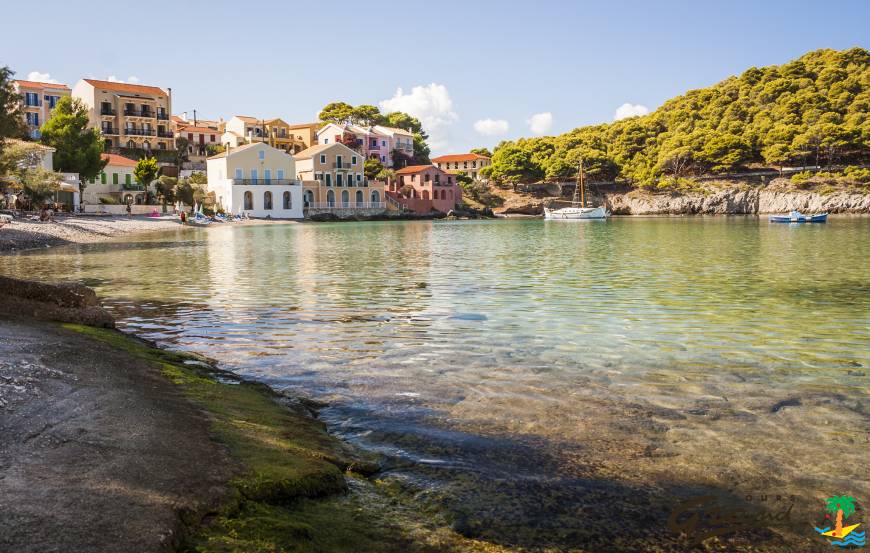 Assos