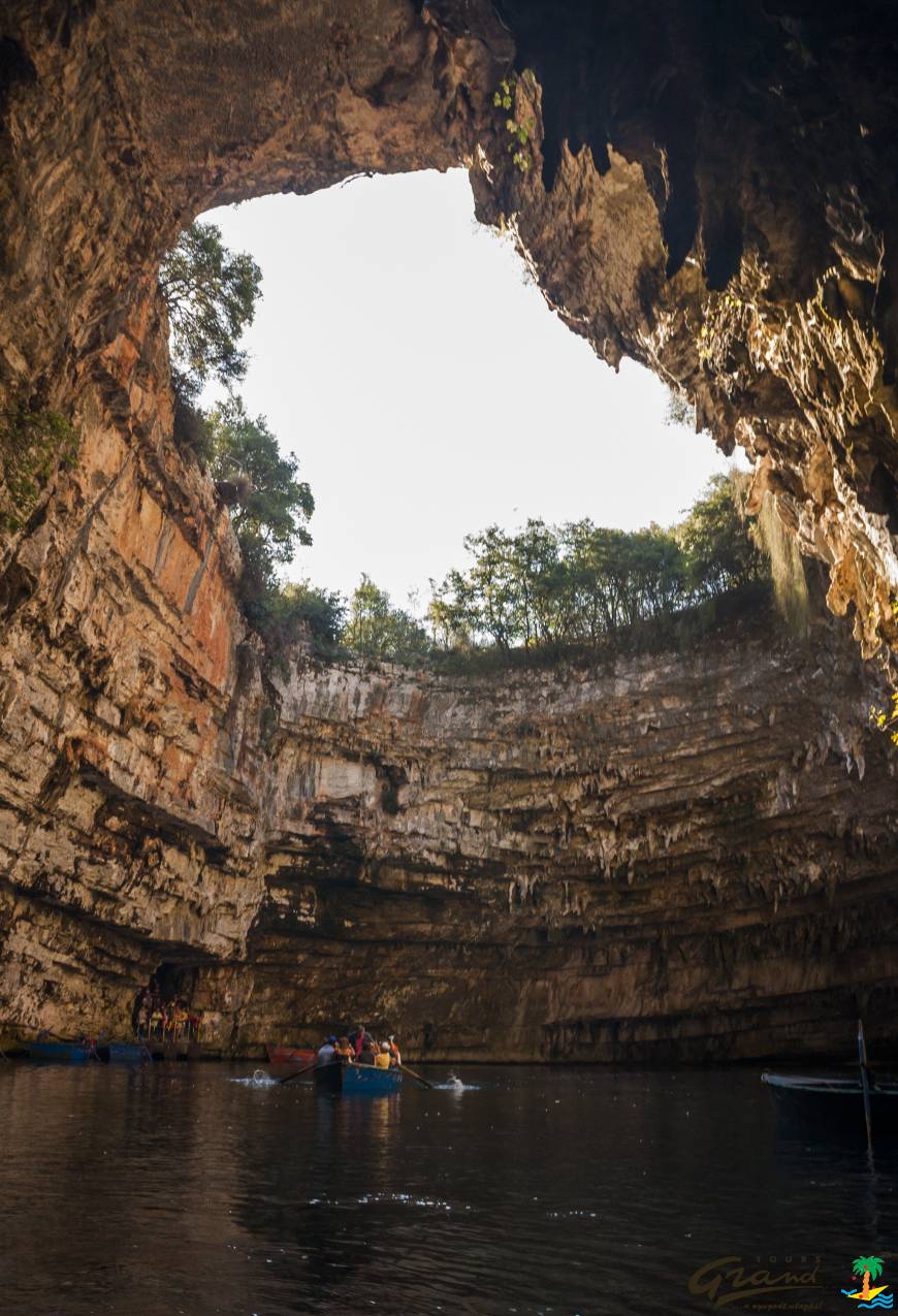 Melissani barlang